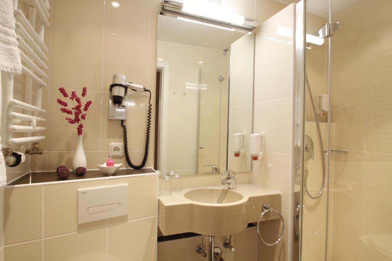 Hotel Kaiserhof Wesel Wesel  Ngoại thất bức ảnh